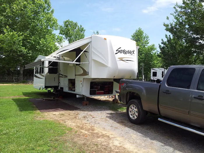 Redstone RV Park (Formerly Mountain Breeze) Picture 2