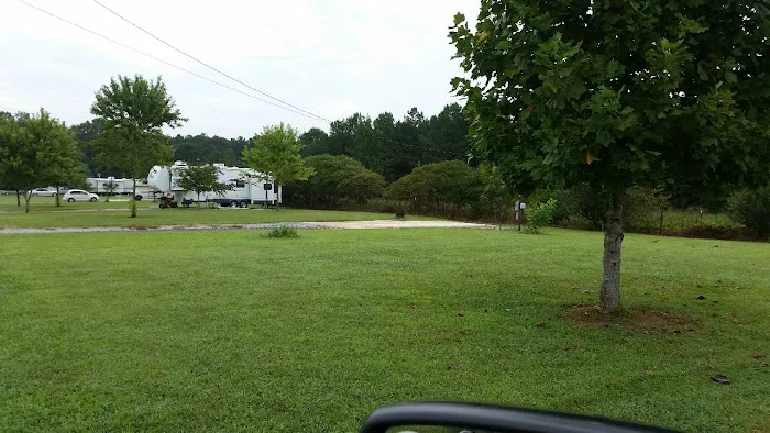 Ferry Rd RV Park Picture 7