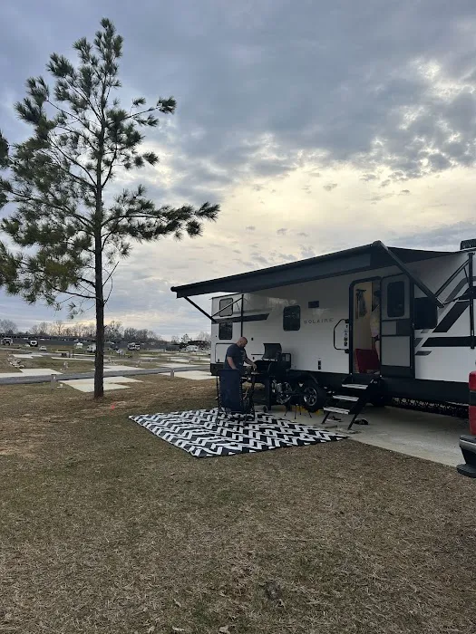 ETown RV Park Picture 9