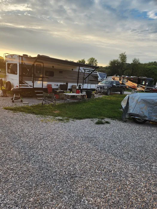 Dino Valley RV Park Picture 4