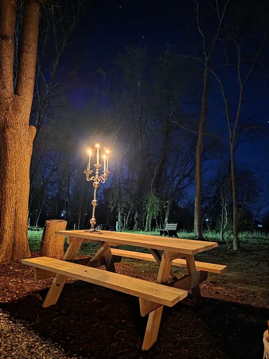 Happy Trails RV Park Picture 2
