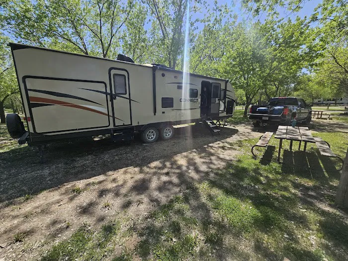 Walleye Point Campground Picture 1