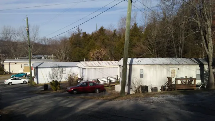 Village Hills RV & Mobile Home Community Picture 10