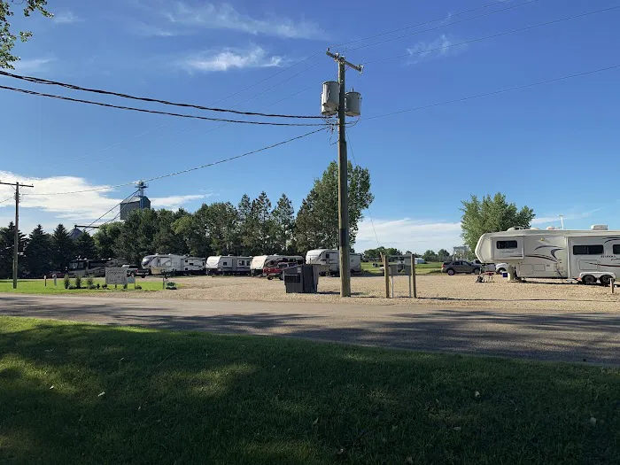 Edgeley Campground Picture 2