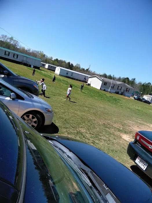 Opelika Mobile Home Park Picture 9