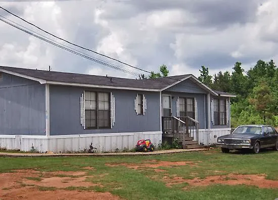 Opelika Mobile Home Park Picture 4