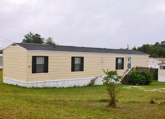 Opelika Mobile Home Park Picture 3