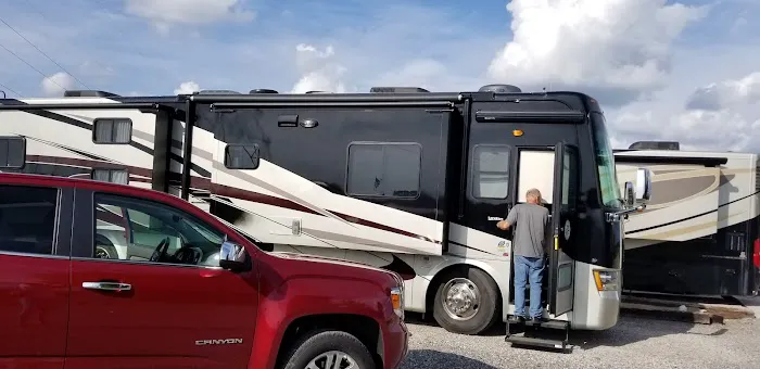 Kimbrough's RV Park Picture 3