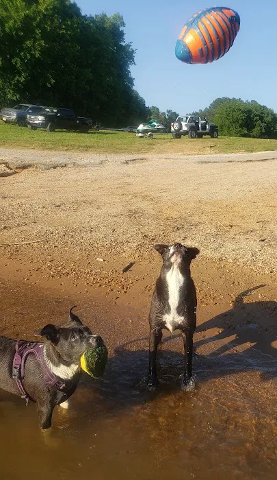 Drop Anchor RV Park Picture 7