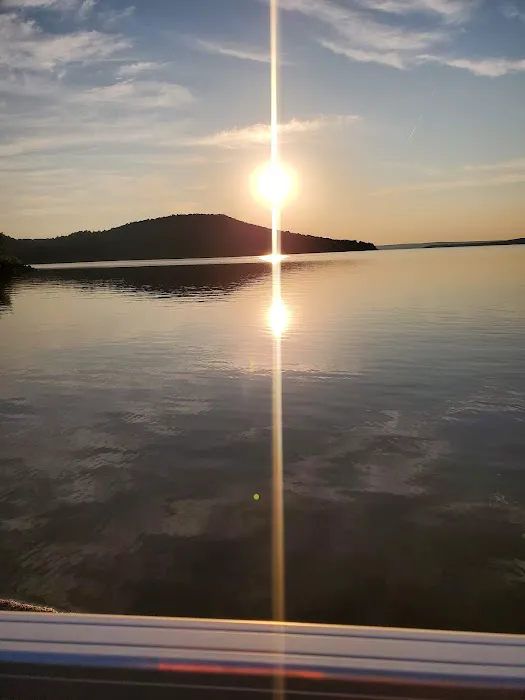 Elm Point Lake Recreation, tent & RV camping, & fishing Picture 3