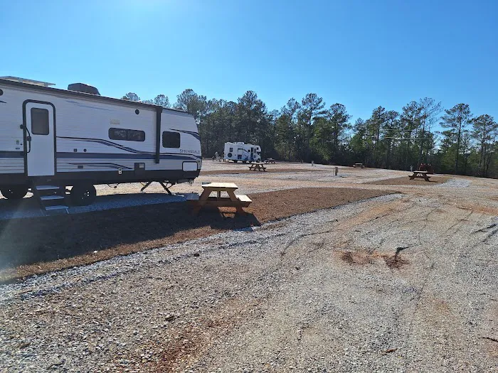 Dadeville RV Park Picture 8