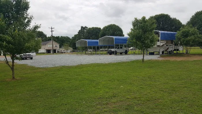Journey's Inn RV Park Picture 1