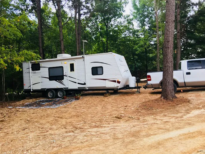 Cedar Ridge RV Park - Birdsong Mini-Storage Picture 7