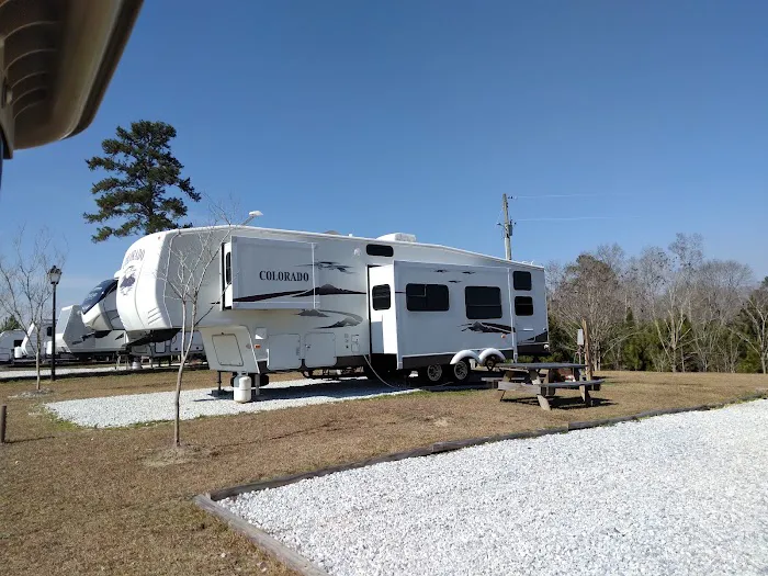 Backwater RV Park Picture 4