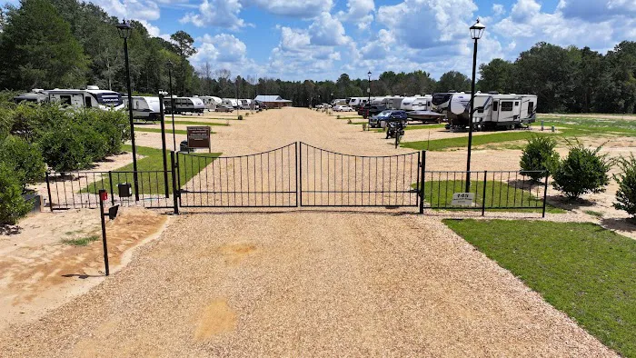 Thornhill Ridge RV Community Picture 7
