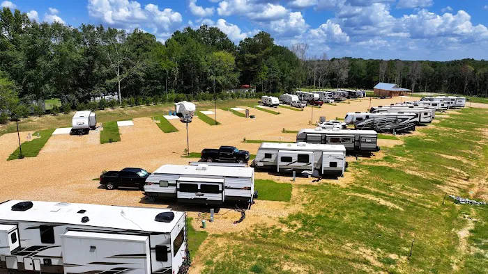 Thornhill Ridge RV Community Picture 6