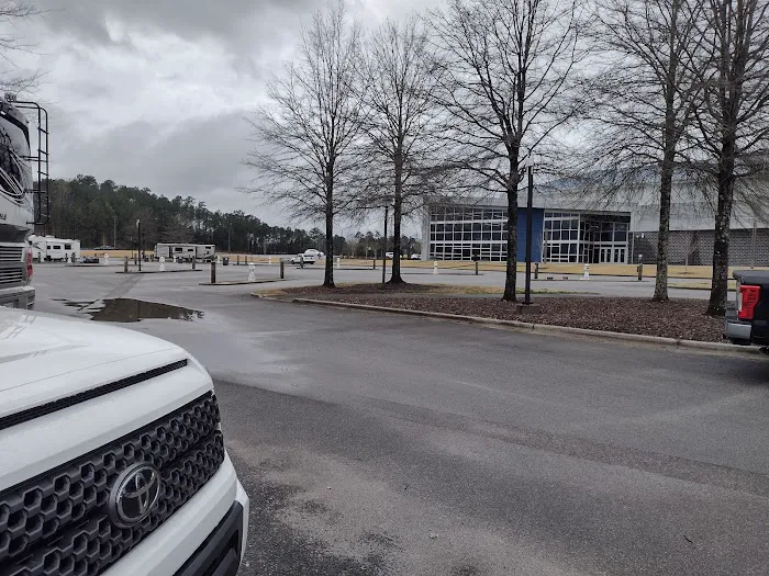 Hoover Met Complex RV Park Picture 4
