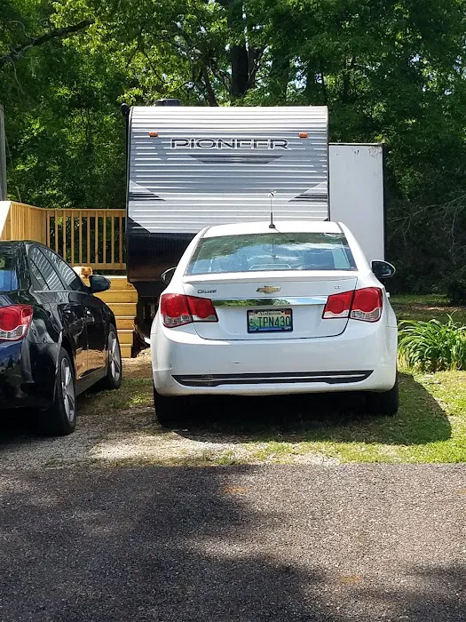 Longmeadow Mobile Home Community Picture 6
