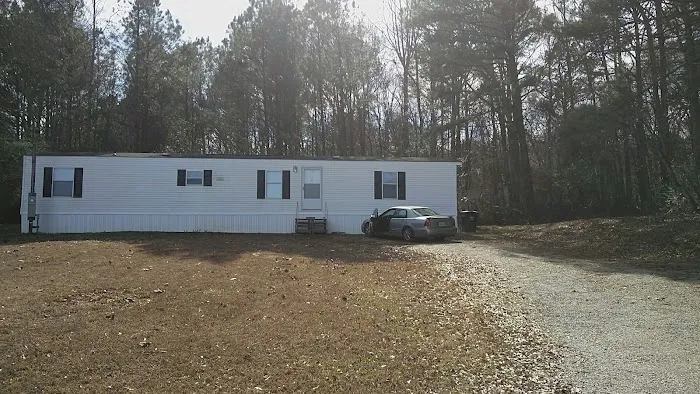 Longmeadow Mobile Home Community Picture 2