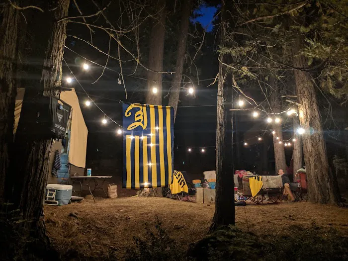 Lair of the Golden Bear - Camp Blue Picture 6
