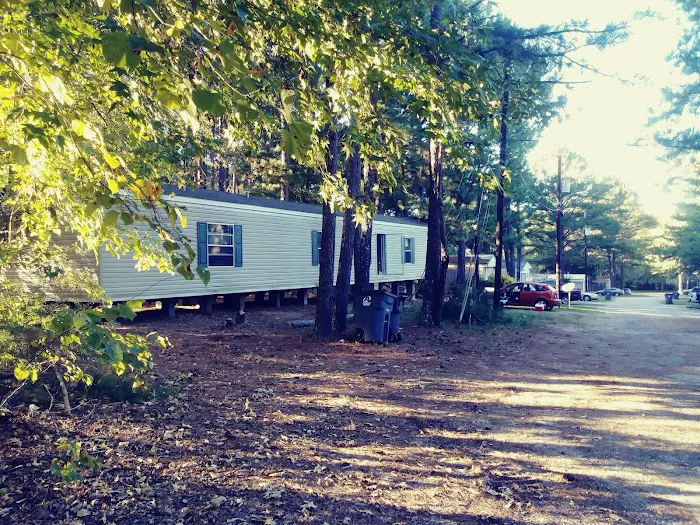 Knox Park Mobile Home Community Picture 9