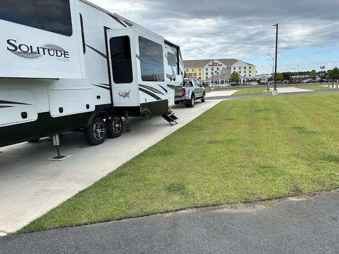 Tifton Overnight RV Picture 3
