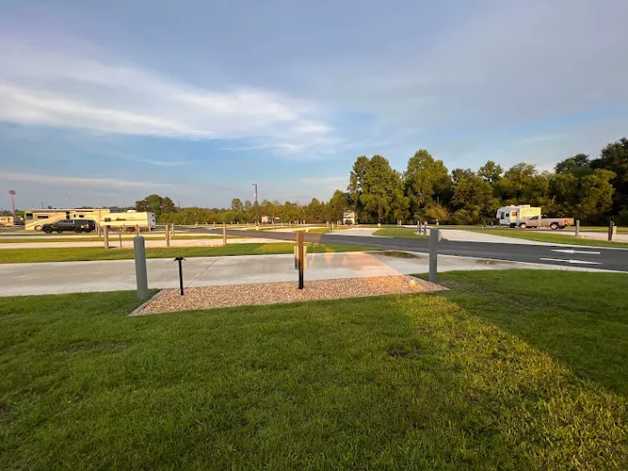 Tifton Overnight RV Picture 2