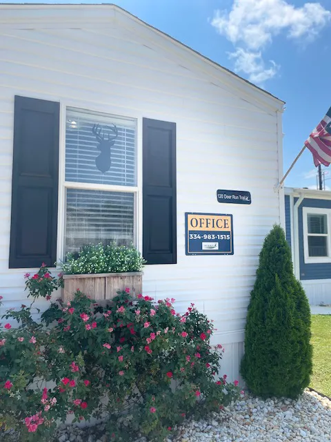 Deer Run Mobile Home Park Picture 3