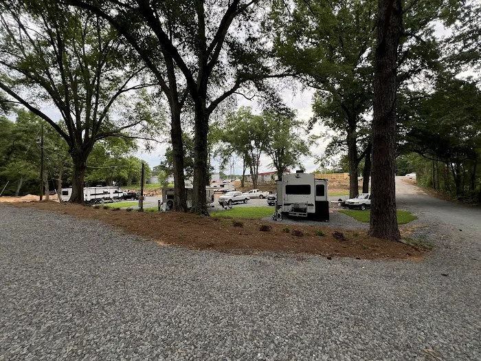 Kennedy's Korner RV Park Picture 2
