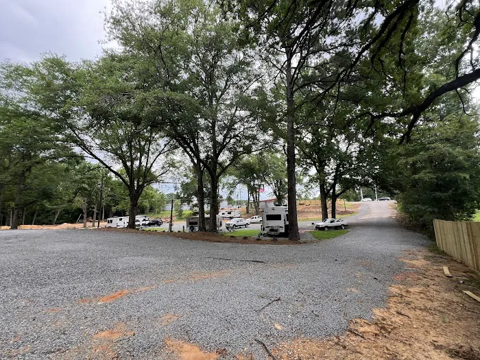 Kennedy's Korner RV Park Picture 7