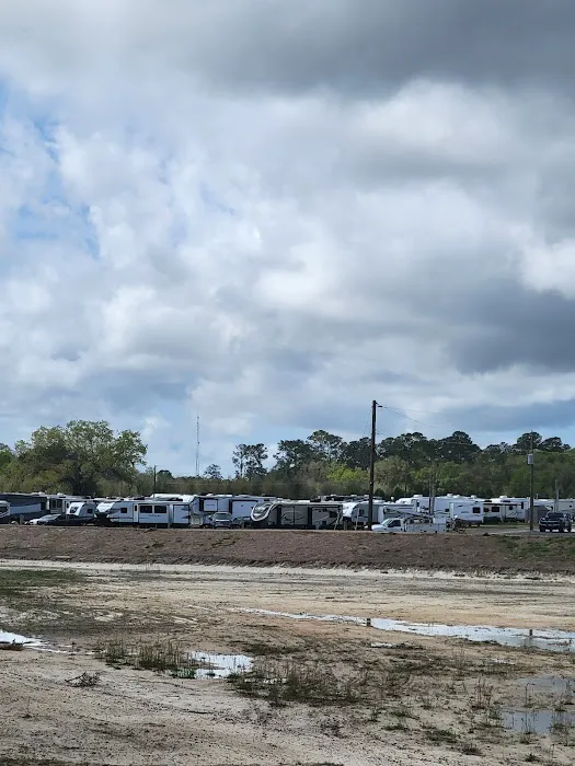 Dreamin N Driftin RV Resort Picture 6
