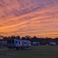 Dreamin N Driftin RV Resort ico