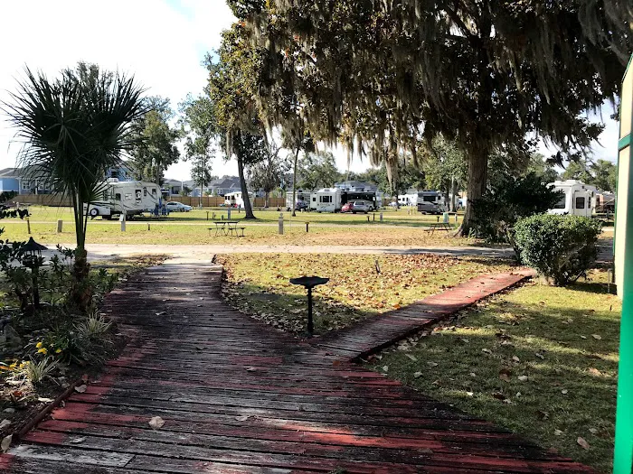 Ocala RV Camp Resort Picture 9