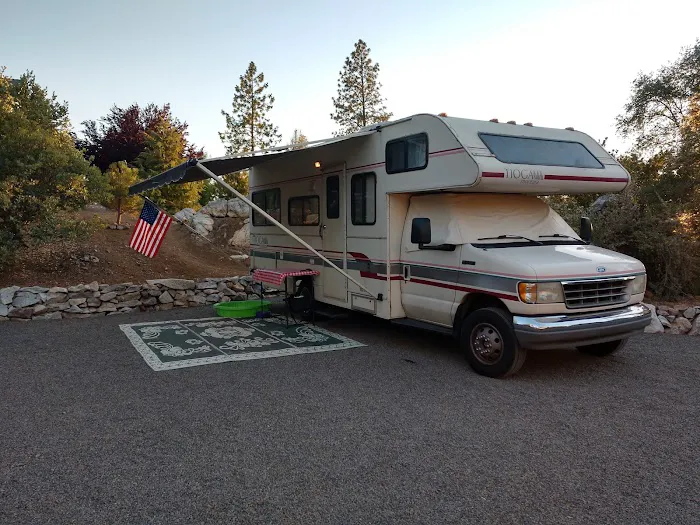 Squirrel Rock RV Campground Picture 2