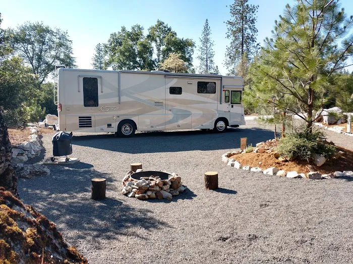 Squirrel Rock RV Campground Picture 5