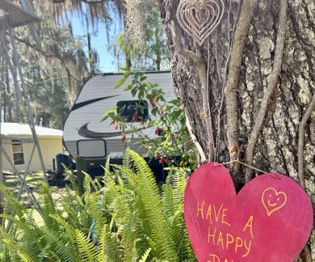 Inglis Lakeside RV Park