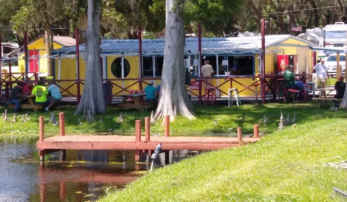 Emerald Cove RV Resort and The Buoy Bar Picture 6