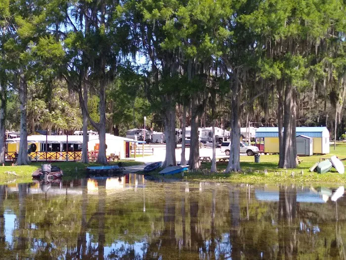 Emerald Cove RV Resort and The Buoy Bar Picture 7