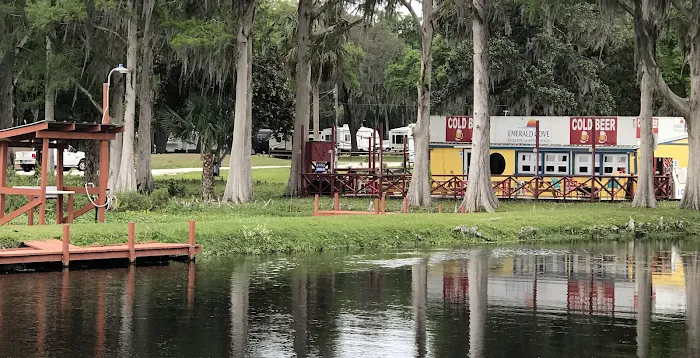 Emerald Cove RV Resort and The Buoy Bar Picture 8
