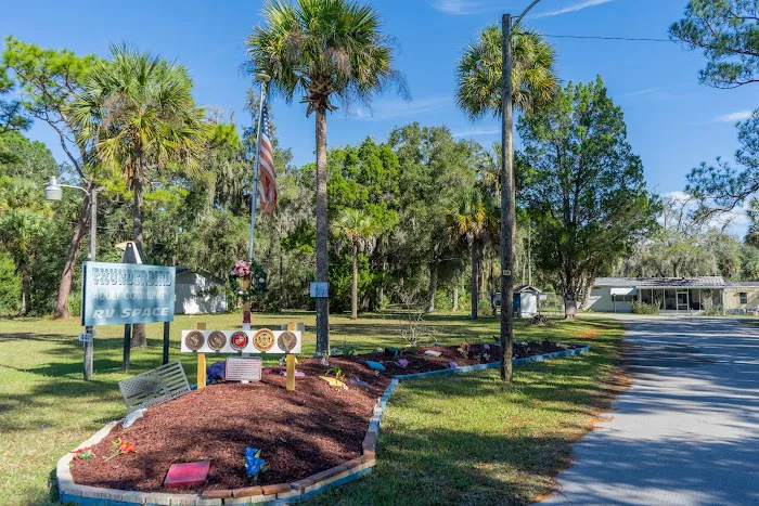 Thunderbird Mobile Home Community Picture 2