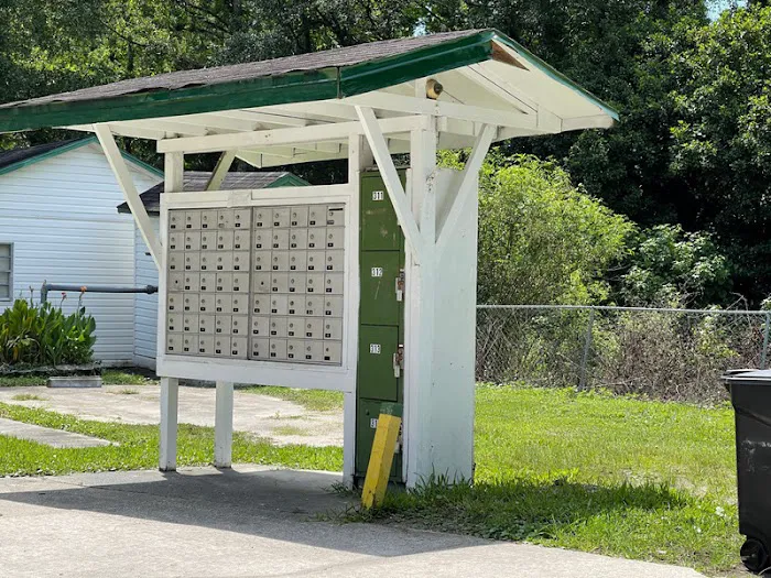 Americana Mobile Home Park Picture 4