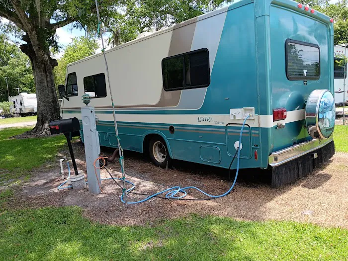 Thompson Mill RV Park Picture 8
