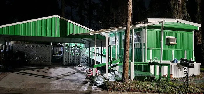 Silver Thunderbird Mobile Home Park Picture 1