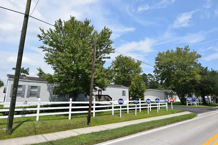 Ortega Village Manufactured Home Community Picture 1