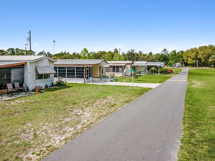 Bass Capital Mobile Home & RV Park Picture 8