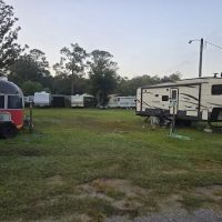 Lillian Breeze RV Park & Storage ico