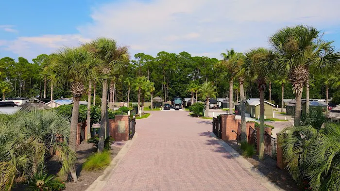Terry Cove Motor Coach Resort Picture 6