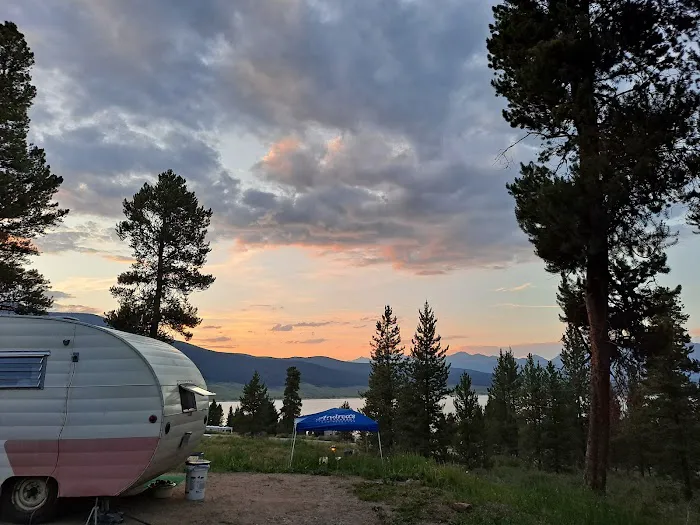 Lakeview Gunnison Campground Picture 3