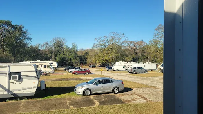 Delta Oaks RV Park Picture 2