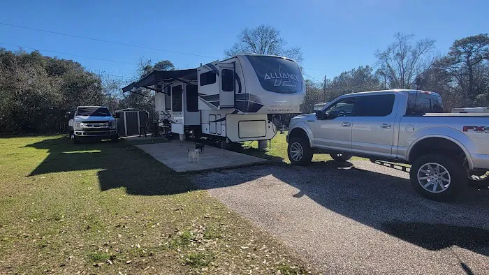 Delta Oaks RV Park Picture 7